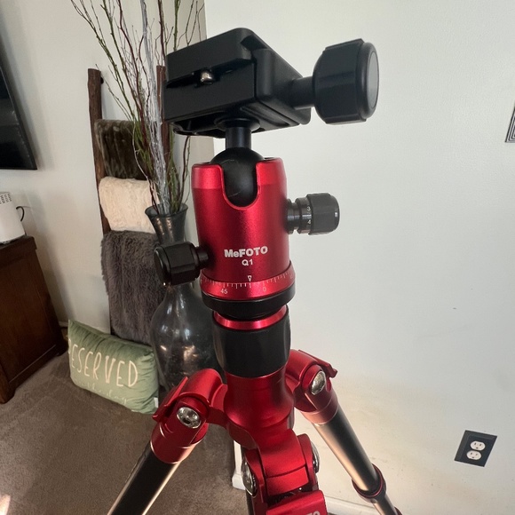 MeFOTO Camera Tri Pod - Picture 6 of 14